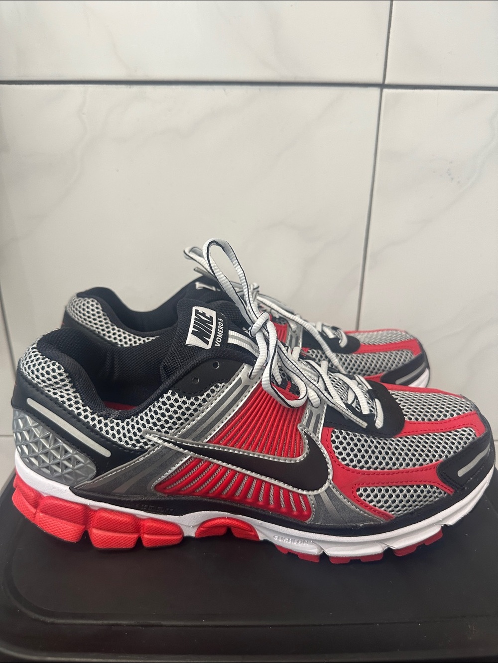 Nike Zoom Vomero 5
